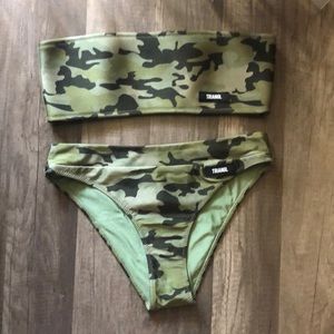 Triangl camo bikini
